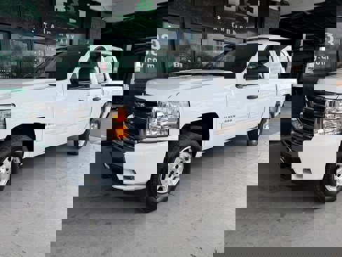 Used 2009 Chevrolet Silverado 1500 LT w/ Power Pack Plus image 1