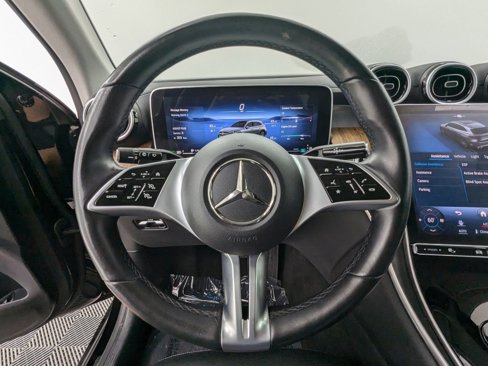 Used 2024 Mercedes-Benz GLC 300 image 15