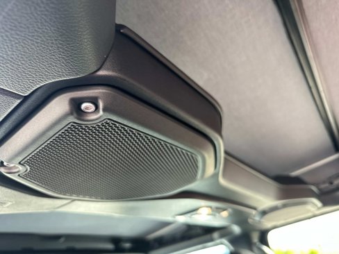 Used 2022 Jeep Wrangler Unlimited Sahara image 15