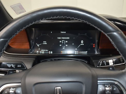 Used 2020 Lincoln Navigator Reserve w/ Luxury Package image 23
