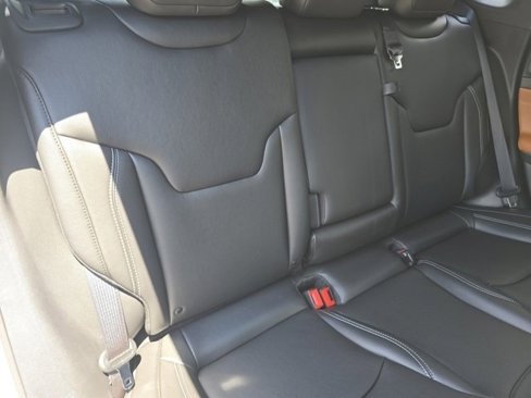 New 2025 Jeep Compass Limited image 26