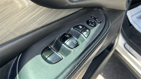 Used 2018 Nissan Murano SL image 27