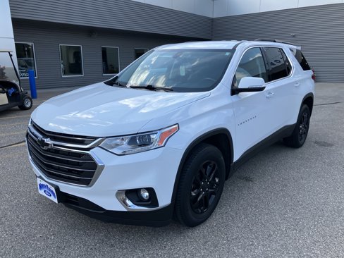 Used 2020 Chevrolet Traverse LT image 2