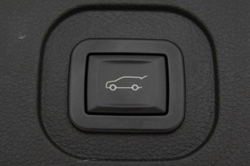 Used 2016 Chevrolet Equinox LTZ w/ Enhanced Convenience Package image 38