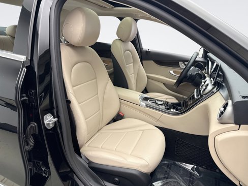 Used 2020 Mercedes-Benz C 300 4MATIC Sedan image 16