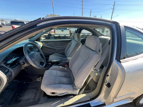 Used 2002 Oldsmobile Alero GL image 40
