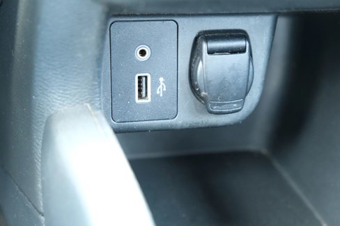 Used 2020 Nissan Versa SR image 28