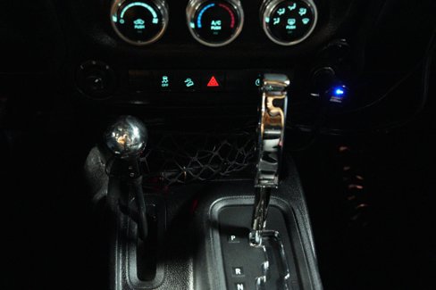 Used 2016 Jeep Wrangler Unlimited Sahara w/ Connectivity Group image 36