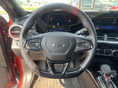 Used 2024 Chevrolet Trax RS w/ Driver Confidence Package image 18