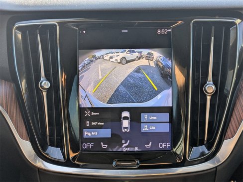 Used 2022 Volvo S60 B5 Momentum image 29