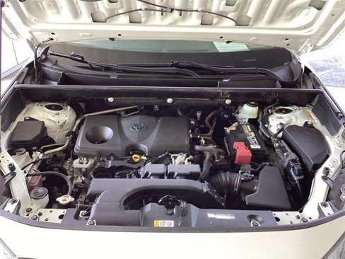 Used 2019 Toyota RAV4 LE image 28