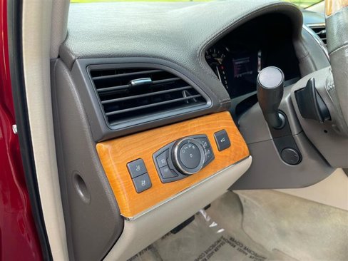 Used 2014 Lincoln MKX AWD w/ Equipment Group 101A image 25