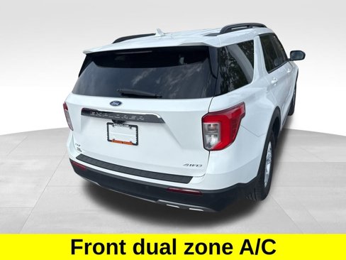 Used 2022 Ford Explorer XLT w/ Equipment Group 202A image 5