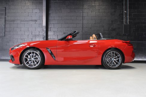 Used 2022 BMW Z4 sDrive30i w/ Driving Assistance Package image 3