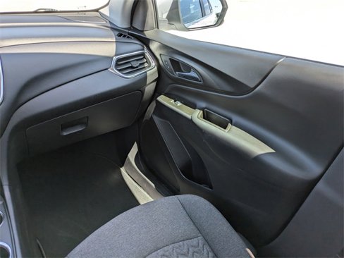 Used 2024 Chevrolet Equinox LT image 16