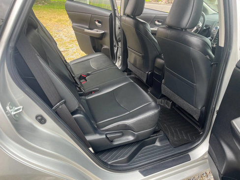 Used 2016 Toyota Prius V Five image 11