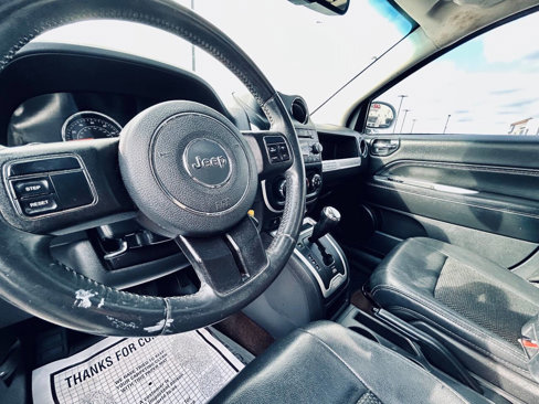 Used 2014 Jeep Compass Latitude w/ Sun/Sound Group image 11