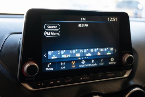 Used 2022 Nissan Sentra SR w/ Lighting Package image 21
