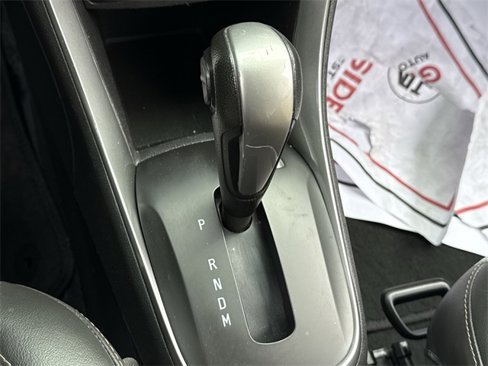 Used 2020 Chevrolet Trax LT w/ Sun & Sound Package image 22
