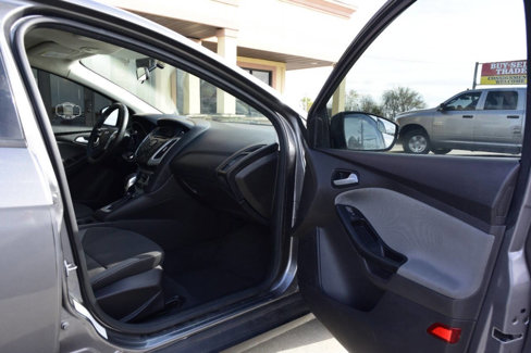 Used 2014 Ford Focus SE image 29