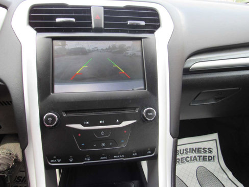 Used 2014 Ford Fusion SE image 19