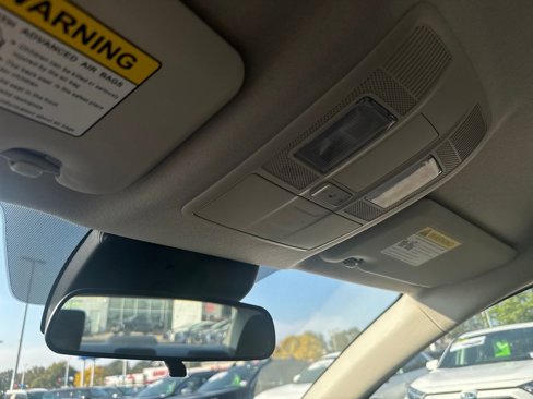 Used 2018 Toyota Yaris iA image 25