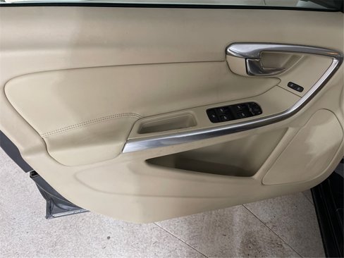 Used 2015 Volvo S60 T5 Premier image 20
