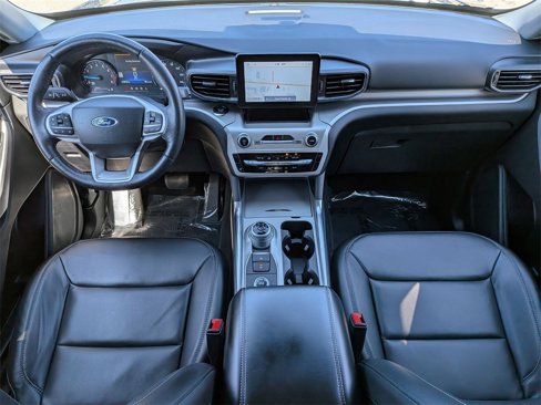 Used 2022 Ford Explorer XLT w/ Equipment Group 202A image 28