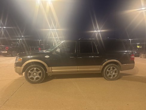 Used 2013 Ford Expedition EL King Ranch image 6