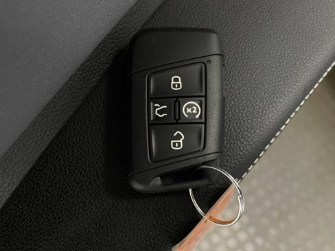 New 2025 Volkswagen Jetta SE image 29