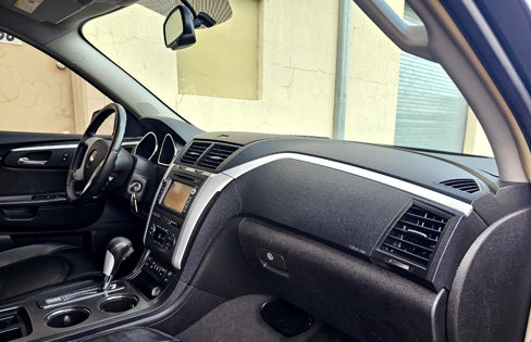 Used 2009 Chevrolet Traverse LT image 22