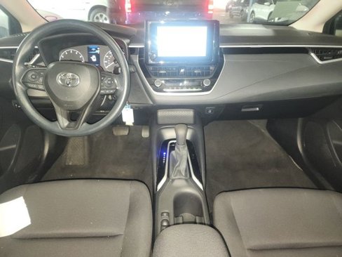 Used 2024 Toyota Corolla LE image 27