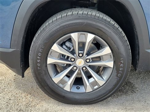New 2026 Chevrolet Equinox LT image 32