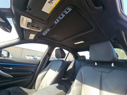 Used 2017 BMW 330i xDrive Sedan image 6