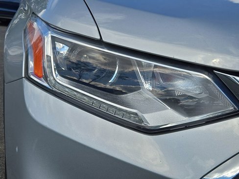 Used 2020 Chevrolet Traverse LT w/ Driver Confidence II Package image 15