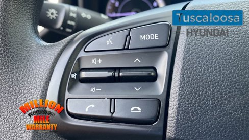 Used 2022 Hyundai Venue SE image 18