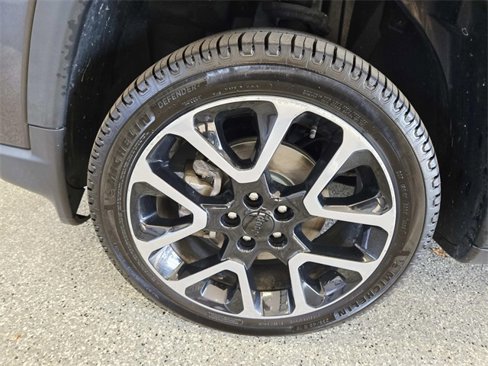 Used 2019 Jeep Compass Limited w/ Safety & Security Group image 15