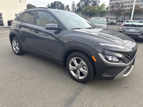 Used 2023 Hyundai Kona SEL w/ Convenience Package image 6
