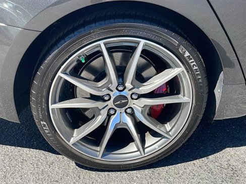 Used 2025 Genesis G70 2.5T image 30