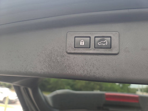 Used 2023 Subaru Outback Premium image 31