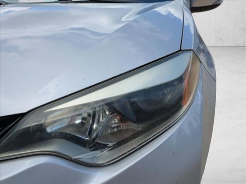 Used 2014 Toyota Corolla S image 9
