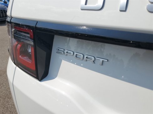 Used 2024 Land Rover Discovery Sport S image 6
