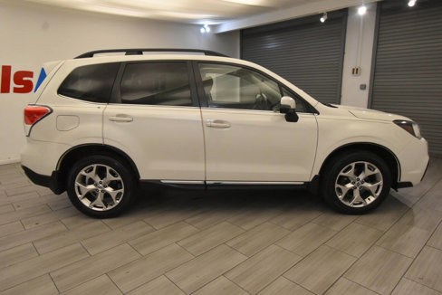 Used 2017 Subaru Forester 2.5i Touring image 6