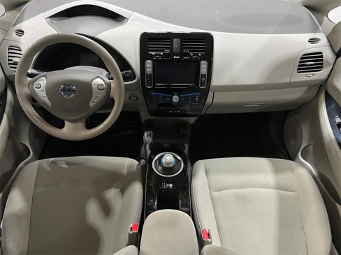 Used 2017 Nissan Leaf SV image 40