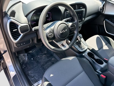 Used 2024 Kia Soul LX w/ Option Group 015 image 9