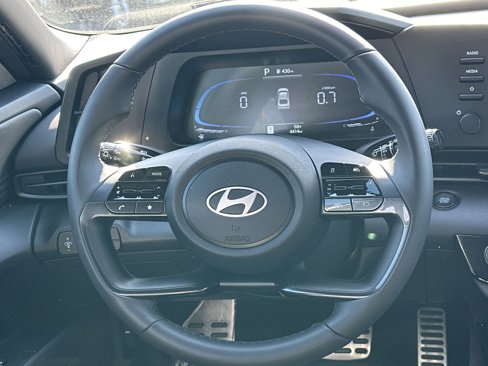 Used 2025 Hyundai Elantra Sport w/ Cargo Package image 25