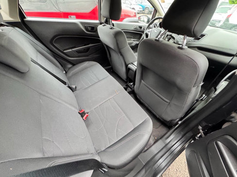 Used 2006 BMW 330xi Sedan image 28