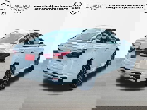 Used 2023 Nissan Altima 2.5 SV image 5