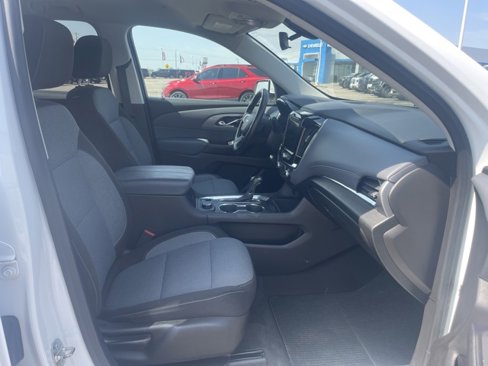 Used 2018 Chevrolet Traverse LT image 14