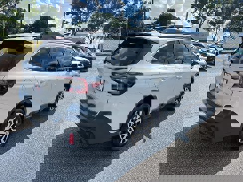 Certified 2022 Subaru Outback Premium image 7